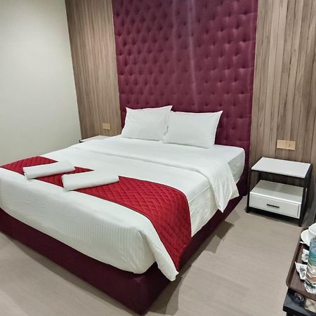 The Corum View Hotel Bayan Lepas Extérieur photo