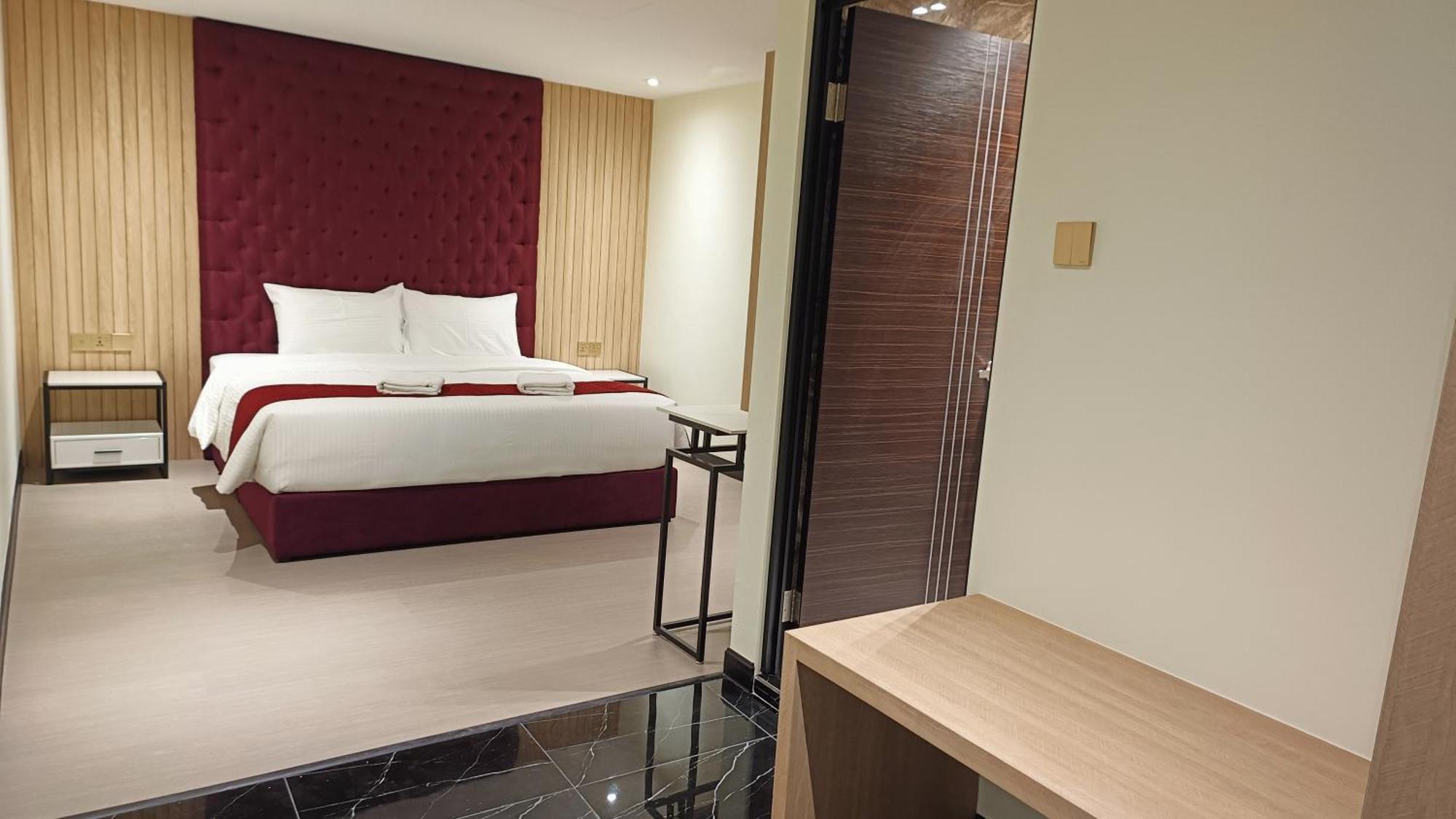 The Corum View Hotel Bayan Lepas Extérieur photo