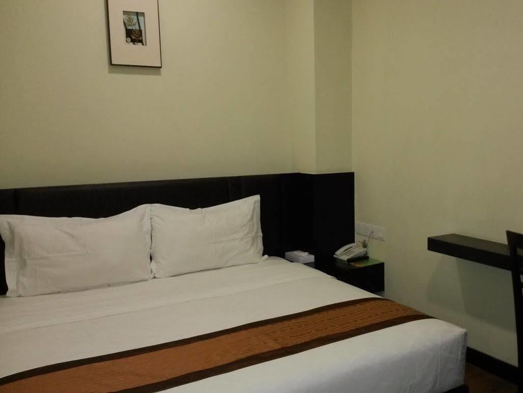 The Corum View Hotel Bayan Lepas Extérieur photo